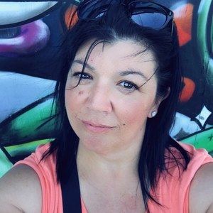 Meet your Posher, Karry